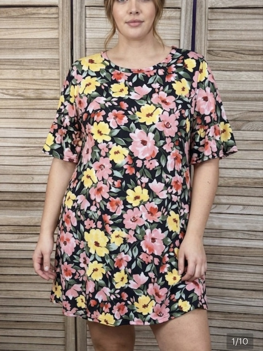 Cream n Sugar Black Floral Shift Tunic with Pink and Yellow Blossoms Size XL